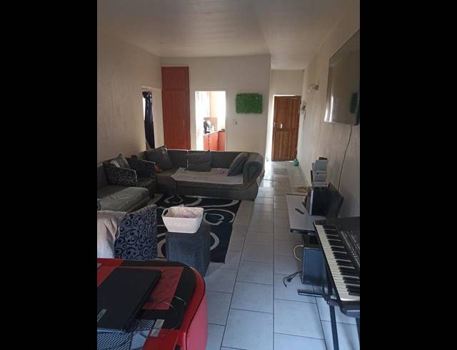 2 BEDROOM APARTMENT FOR SALE IN PRETORIA GARDENS